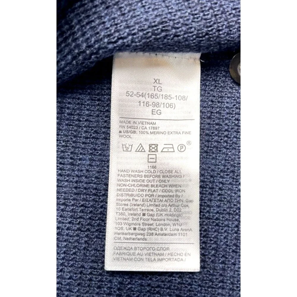 Banana Republic mens NWOT navy sweater button 100% Italian merino wool Baruffa
